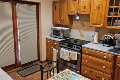 Купить виллу или дом в Хомстед, Флорида 2 спальни, 86.21м2, № 2024241 - фото 14