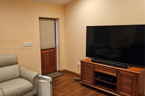 Купить виллу или дом в Хомстед, Флорида 2 спальни, 86.21м2, № 2024241 - фото 9