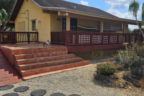 Купить виллу или дом в Хомстед, Флорида 2 спальни, 86.21м2, № 2024241 - фото 3