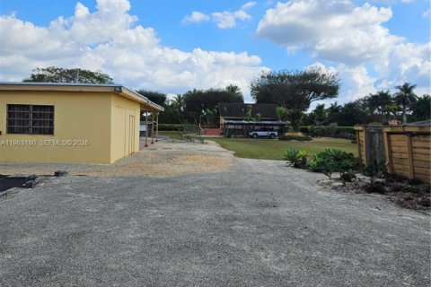 Купить виллу или дом в Хомстед, Флорида 2 спальни, 86.21м2, № 2024241 - фото 18