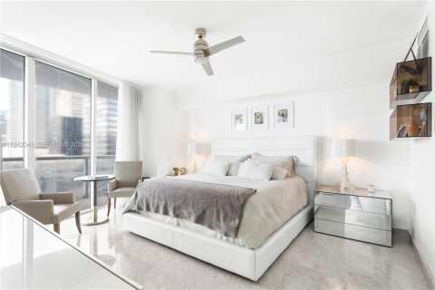 Copropriété à louer à Miami, Floride: 3 chambres, 173.73 m2 № 1999031 - photo 12