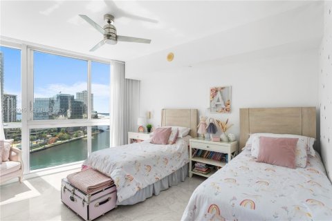 Copropriété à louer à Miami, Floride: 3 chambres, 173.73 m2 № 1999031 - photo 18