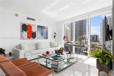 Copropriété à louer à Miami, Floride: 3 chambres, 173.73 m2 № 1999031 - photo 3