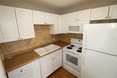 Apartamento en alquiler en Sarasota, Florida, 1 dormitorio, 52.03 m2 № 1912354 - foto 2