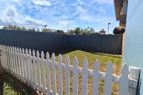 Apartamento en alquiler en Sarasota, Florida, 1 dormitorio, 52.03 m2 № 1912354 - foto 18