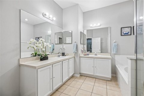 Villa ou maison à vendre à Kissimmee, Floride: 4 chambres, 183.2 m2 № 2222649 - photo 29