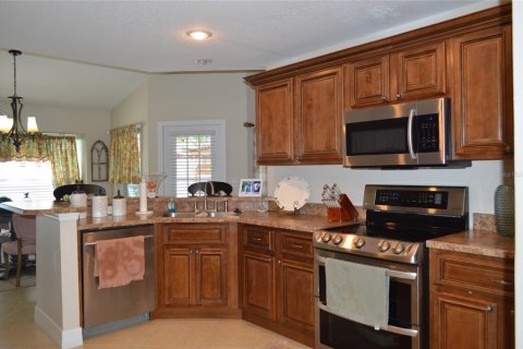 House in Plant City, Florida 3 bedrooms, 171.68 sq.m. № 1805908 - photo 9