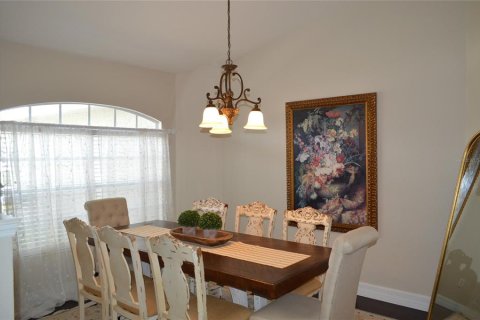House in Plant City, Florida 3 bedrooms, 171.68 sq.m. № 1805908 - photo 6