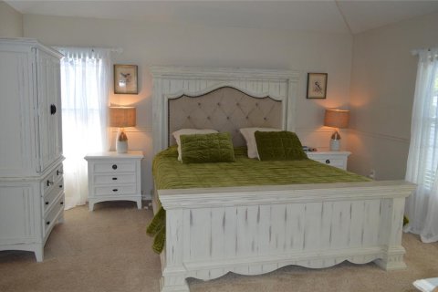 House in Plant City, Florida 3 bedrooms, 171.68 sq.m. № 1805908 - photo 14
