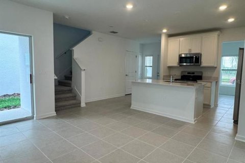 Casa en alquiler en Clermont, Florida, 3 dormitorios, 165.55 m2 № 1910172 - foto 3