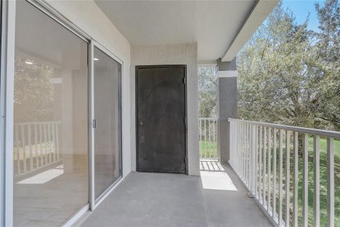 Condo in Orlando, Florida, 2 bedrooms  № 2141978 - photo 29