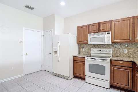 Adosado en venta en Wesley Chapel, Florida, 3 dormitorios, 150.87 m2 № 1802327 - foto 24
