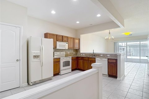 Adosado en venta en Wesley Chapel, Florida, 3 dormitorios, 150.87 m2 № 1802327 - foto 2