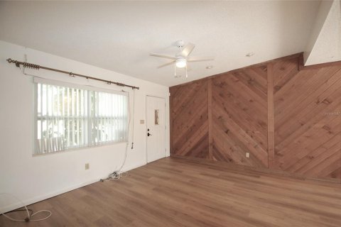 Villa ou maison à vendre à Clearwater, Floride: 3 chambres, 87.14 m2 № 2094185 - photo 5