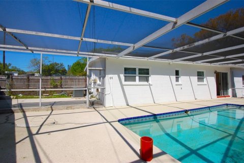 Villa ou maison à vendre à Clearwater, Floride: 3 chambres, 87.14 m2 № 2094185 - photo 11
