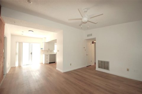Villa ou maison à vendre à Clearwater, Floride: 3 chambres, 87.14 m2 № 2094185 - photo 2