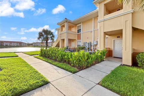 Condominio en venta en Sarasota, Florida, 3 dormitorios, 121.7 m2 № 2203696 - foto 2