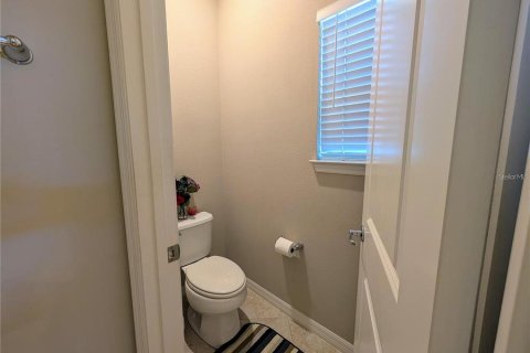 Снять в аренду виллу или дом в Фиш-Хок, Флорида 8 комнат, 197.7м2, № 1908485 - фото 18