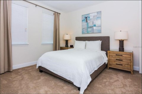 Casa en venta en Kissimmee, Florida, 8 dormitorios, 439.71 m2 № 1576337 - foto 27