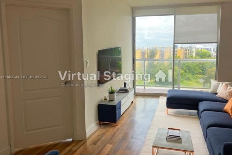 Condo in Miami, Florida, 2 bedrooms  № 2048730 - photo 11
