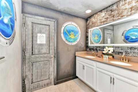 Купить виллу или дом в Киссимми, Флорида 13 комнат, 398.46м2, № 1905630 - фото 26