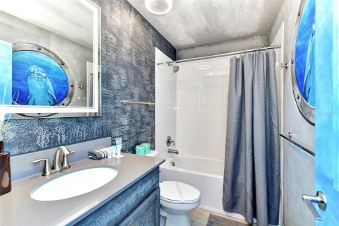 Купить виллу или дом в Киссимми, Флорида 13 комнат, 398.46м2, № 1905630 - фото 30