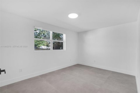 Villa ou maison à vendre à West Palm Beach, Floride: 3 chambres № 2026266 - photo 15