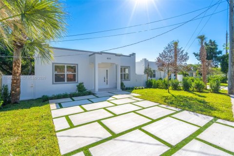 Villa ou maison à vendre à West Palm Beach, Floride: 3 chambres № 2026266 - photo 3