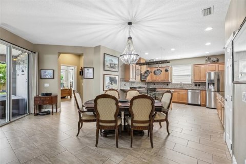 Villa ou maison à vendre à Groveland, Floride: 2 chambres, 170.48 m2 № 2147745 - photo 10