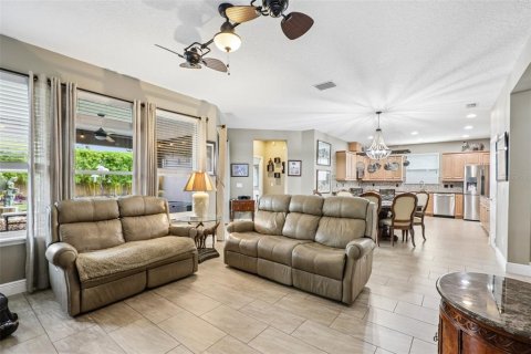 Villa ou maison à vendre à Groveland, Floride: 2 chambres, 170.48 m2 № 2147745 - photo 9