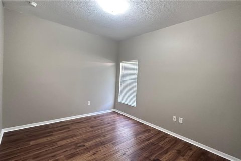 Casa en alquiler en Kissimmee, Florida, 3 dormitorios, 220.74 m2 № 1906444 - foto 14