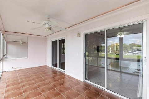 Condo in Deerfield Beach, Florida, 2 bedrooms  № 2244750 - photo 24