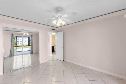 Condo in Deerfield Beach, Florida, 2 bedrooms  № 2244750 - photo 27