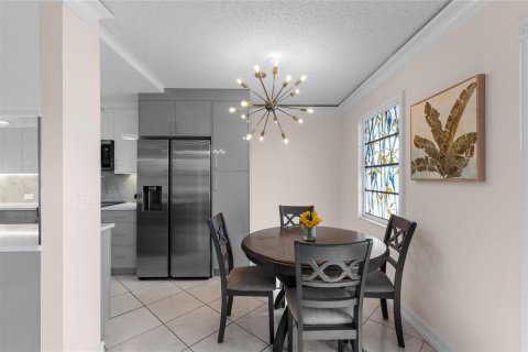 Condo in Deerfield Beach, Florida, 2 bedrooms  № 2244750 - photo 8