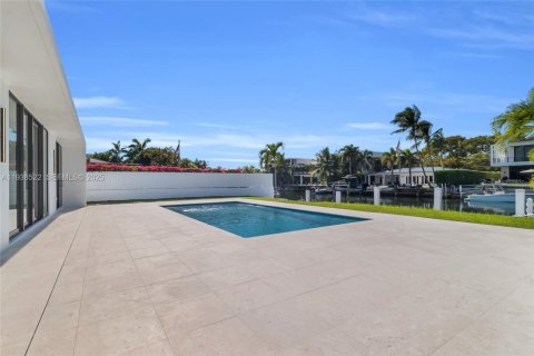 Villa ou maison à vendre à North Miami, Floride: 4 chambres, 207.64 m2 № 1994581 - photo 7