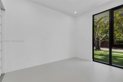 Villa ou maison à vendre à North Miami, Floride: 4 chambres, 207.64 m2 № 1994581 - photo 28