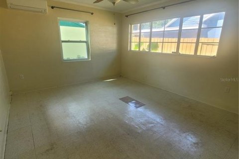 Villa ou maison à louer à Ocala, Floride: 2 chambres, 92.62 m2 № 2416678 - photo 14