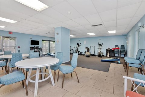 Condo in Saint Petersburg, Florida, 1 bedroom  № 1883662 - photo 27