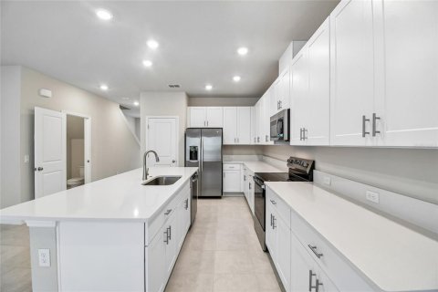 Townhouse in Daytona Beach, Florida 3 bedrooms, 164.81 sq.m. № 2209562 - photo 5