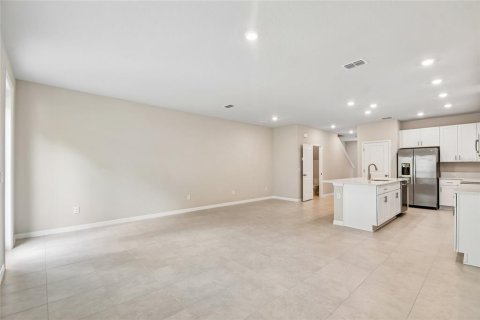 Townhouse in Daytona Beach, Florida 3 bedrooms, 164.81 sq.m. № 2209562 - photo 9