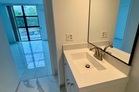 Copropriété à louer à Miami, Floride: 2 chambres, 84.54 m2 № 2383024 - photo 16