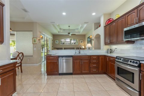 House in Palm Coast, Florida 3 bedrooms, 203.36 sq.m. № 1908633 - photo 10