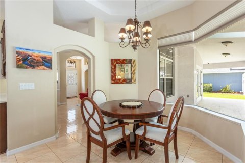House in Palm Coast, Florida 3 bedrooms, 203.36 sq.m. № 1908633 - photo 13