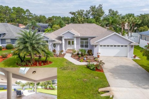 House in Palm Coast, Florida 3 bedrooms, 203.36 sq.m. № 1908633 - photo 1