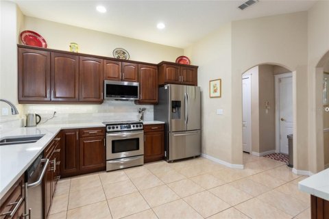 House in Palm Coast, Florida 3 bedrooms, 203.36 sq.m. № 1908633 - photo 6