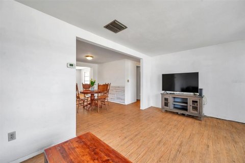 House in Holiday, Florida 2 bedrooms, 94.39 sq.m. № 1677017 - photo 23