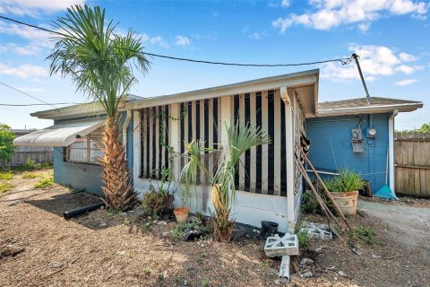 House in Holiday, Florida 2 bedrooms, 94.39 sq.m. № 1677017 - photo 9