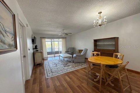Condo in Largo, Florida, 1 bedroom  № 1648028 - photo 8