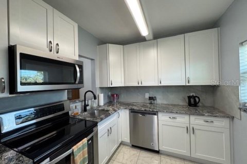 Condo in Largo, Florida, 1 bedroom  № 1648028 - photo 20