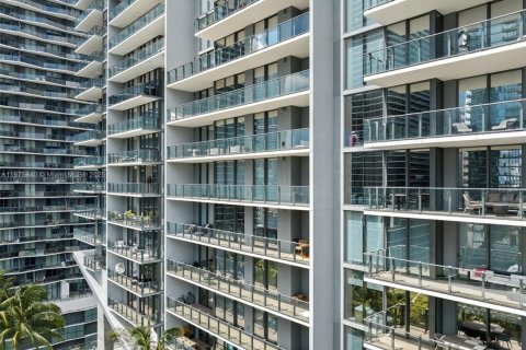 Condominio en alquiler en Miami, Florida, 2 dormitorios, 117.15 m2 № 1926669 - foto 12